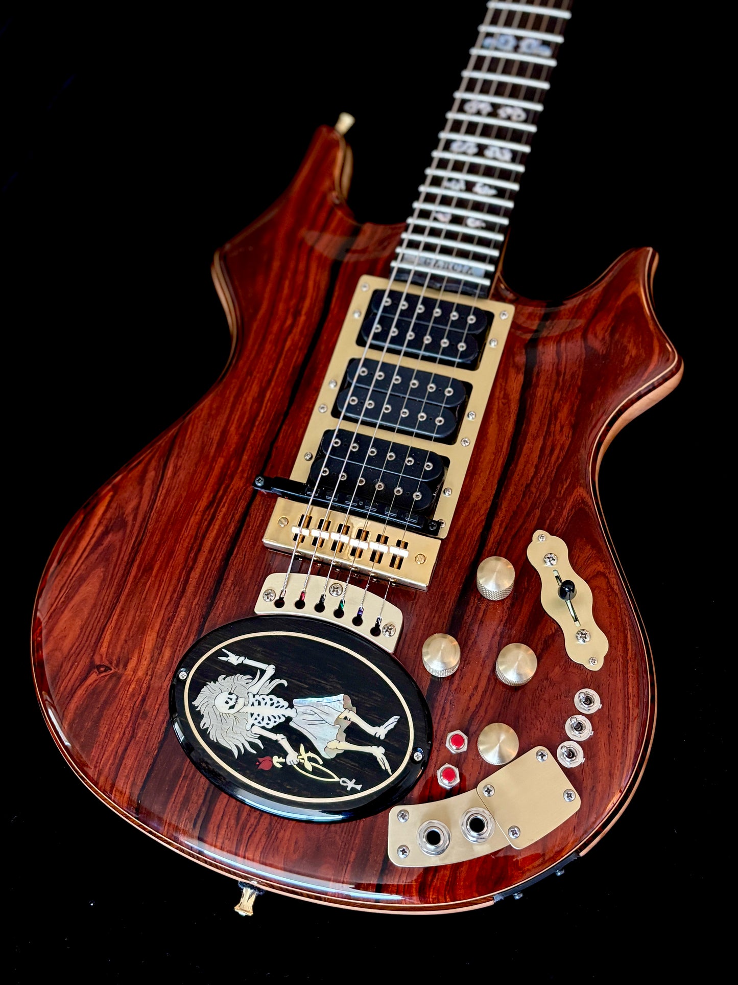 THE ROSEBUD REPLICA