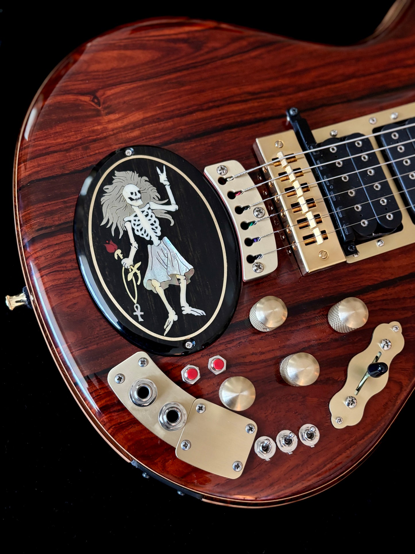 THE ROSEBUD REPLICA