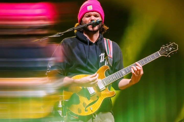 Rick Mitarotonda of Goose Plays a Custom DeLuis Guitar